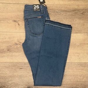 Joe’s Jeans High Rise Curvy Bootcut Size 26